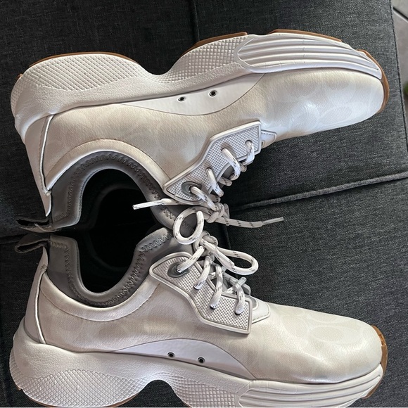 Coach C270 Signature Tech Runner – Waterproof & Stylish! (Size 10) - Picture 8 of 12